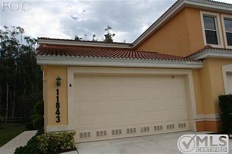 2 Car Garage Side Entry 2nd Floor Unit