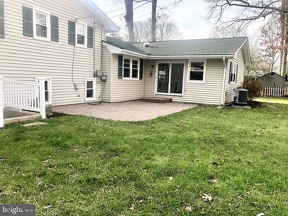 5th image of 804 Cottonwood Dr