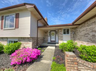 1275 E Franciscan Ct, Canton, MI 48187