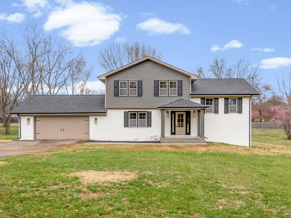 1022 Great Oaks Dr, Hopkinsville, KY 42240