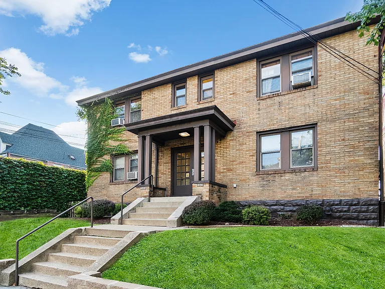 5823 Alder St — Photo 1