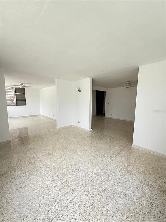 4 bed, 2.5 bath, 1750 sqft, $3,000 — Photo 3