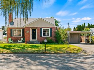 206 S 33rd Ave, Yakima, WA 98902