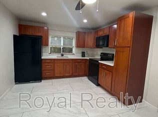 2755 Dow St, Honolulu, HI 96817