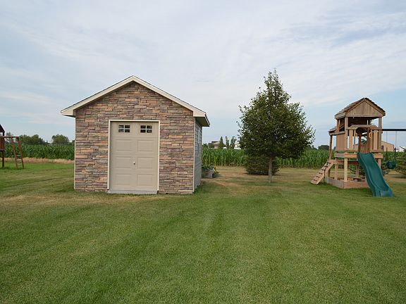 12 x 16 shed