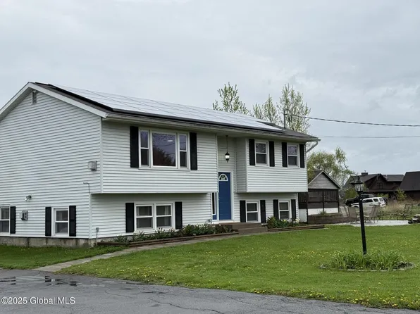 734 County Route 41, Hudson Falls, NY 12839