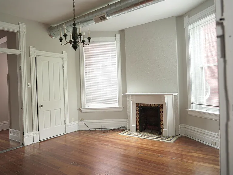 3225 Bishop St — Photo 3