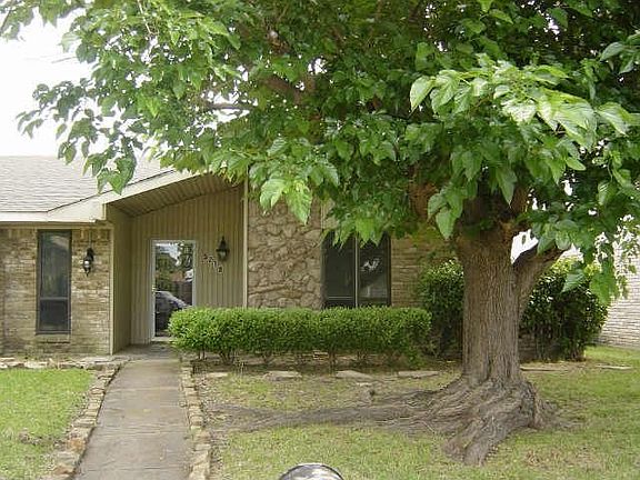 2nd image of 5218 Pensacola Dr