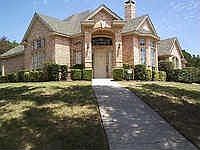 1st image of 801 Sleepy Hollow Dr