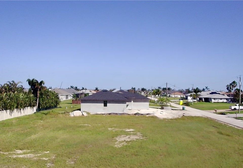 1st image of 1000 NW 36th Pl