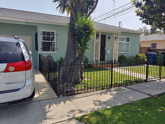 3rd image of 3808 Minerva Ave