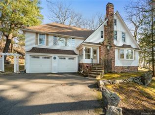 1256 Chase Pkwy, Waterbury, CT 06708