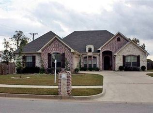 11161 Hunters Trl, Flint, TX 75762