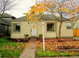 216 NW 40th St, Vancouver, WA 98660