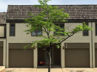 3709 Towndale Dr, Bloomington, MN 55431