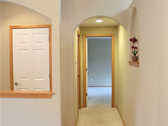 4th image of 1399 Graham Dr