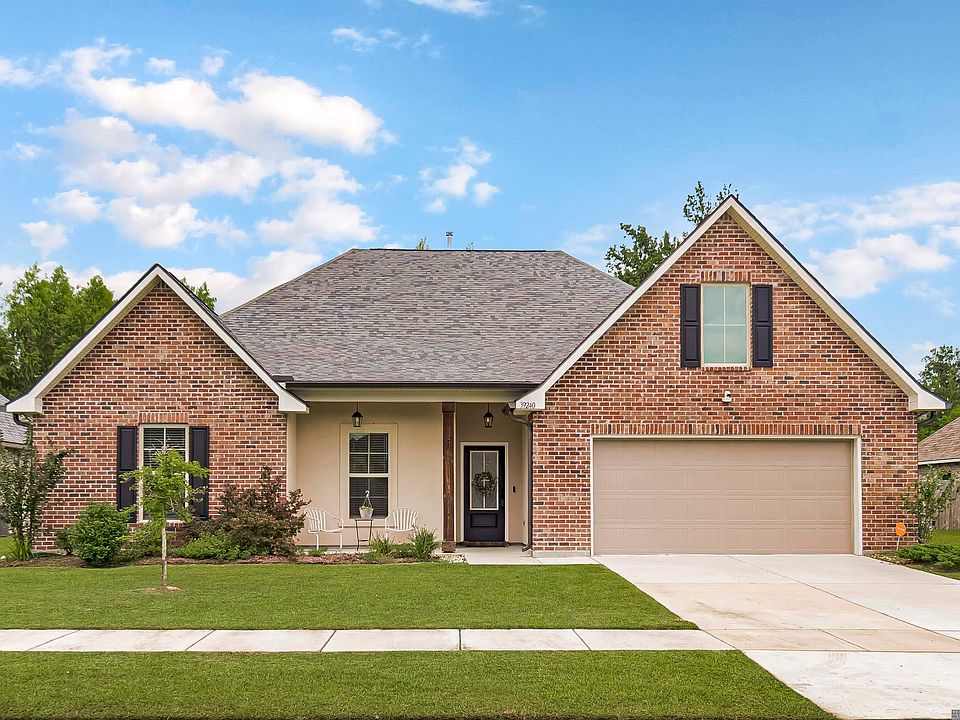 1st image of 39240 Pelican Ln