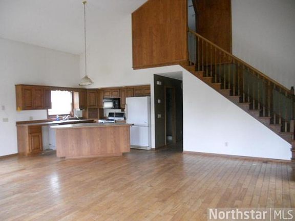 2nd image of 4255 224th Ave NE