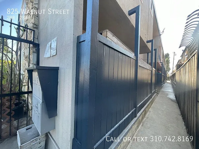 825 Walnut St — Photo 15