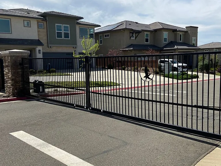 5011 Murieta Pl — Photo 75