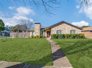 2933 Ivanridge Ln, Garland, TX 75044
