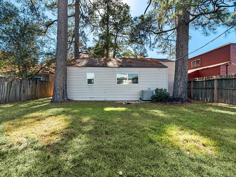 13414 Ravensway Dr — Photo 24