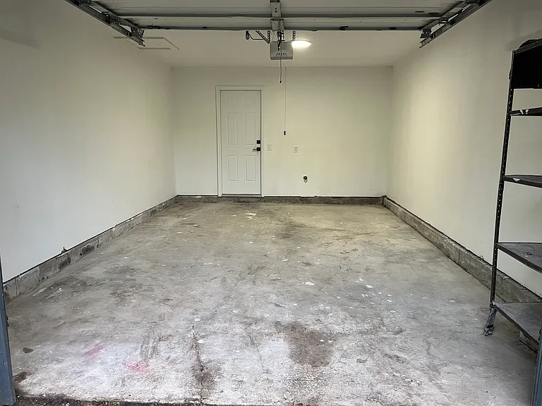 407 SW 4th St — Photo 9