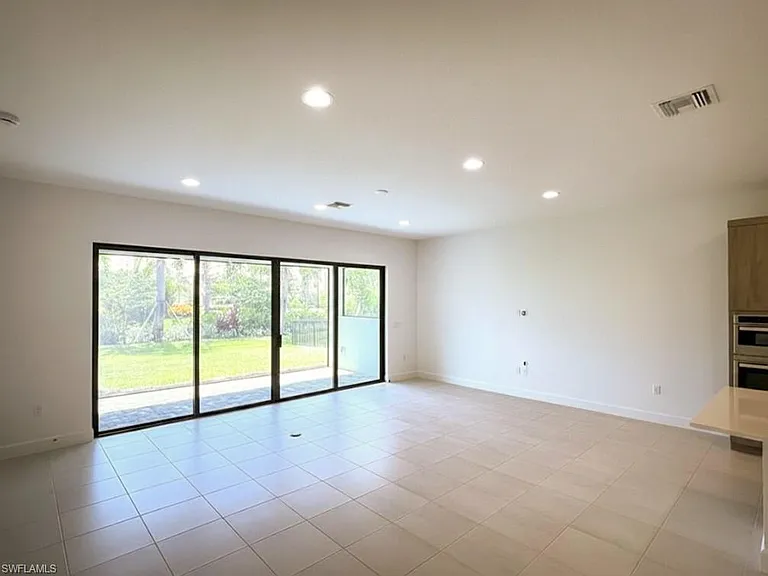 20914 Thistle Leaf Ln — Photo 7