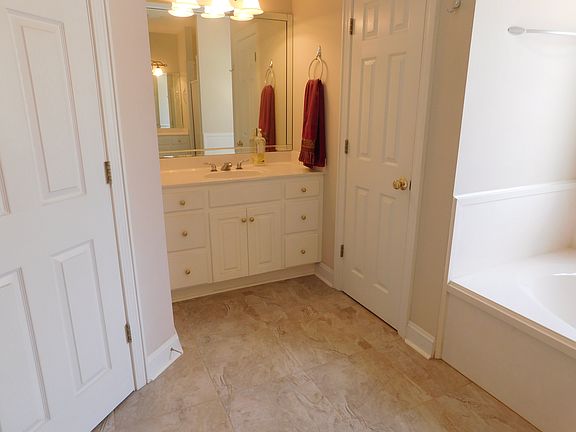 MASTER BATH-NEW FLOORING