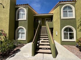7950 W Flamingo Rd, Las Vegas, NV
