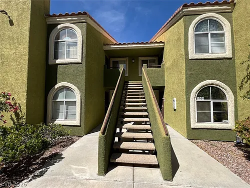 7950 W Flamingo Rd Photo 1