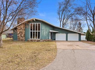 1009 Wilshire Blvd, Stevens Point, WI 54481