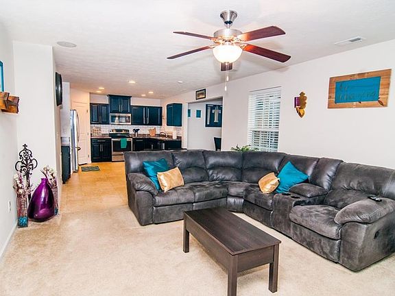5th image of 1674 Summit Creek Dr