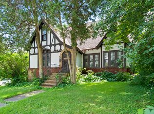 603 S 2nd St, Saint Charles, IL 60174