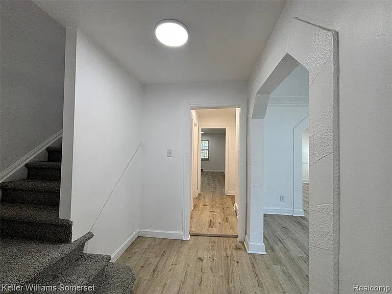 14800 Woodmont Ave — Photo 3