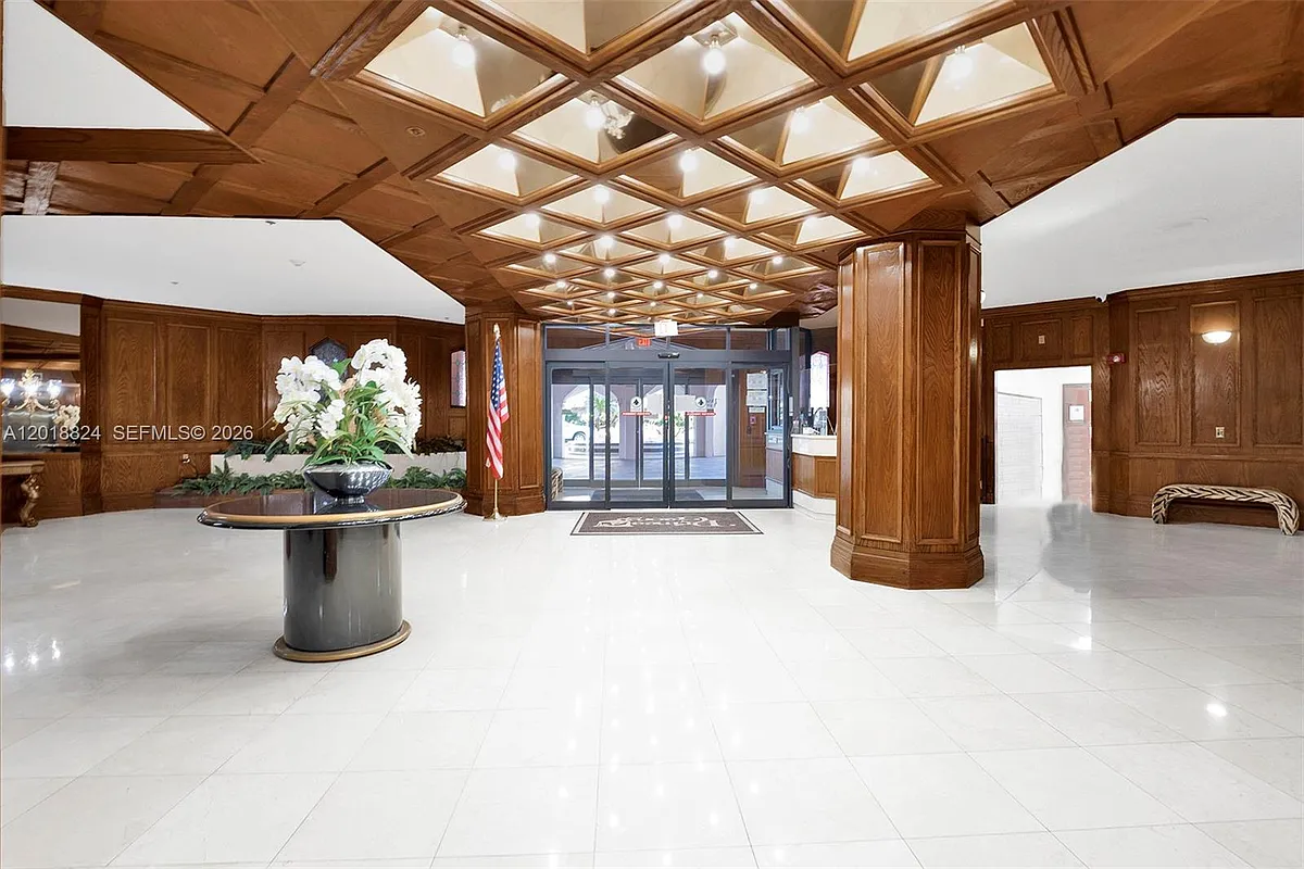 Building Photo - 1865 S Ocean Dr #4C