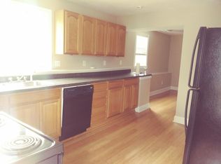 3 Myrtle St, Taunton, MA 02780