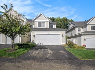 1092 Cobblestone Rd, Holland, MI 49423