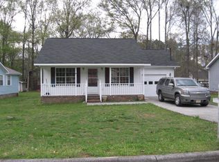 1105 Windsor Dr, Dalton, GA 30721