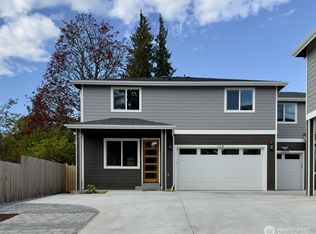 648 SW 139th St, Burien, WA 98166