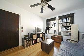 1st image of 939 W Oakdale Ave APT 1N