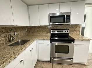 2242 NW 33rd St #3, Miami, FL 33142
