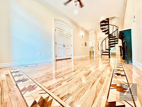 3rd image of 127 Saint Marks Ave #2