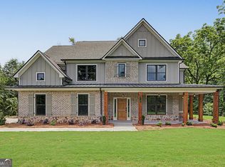 2120 Shillings Rd, Kennesaw, GA 30152