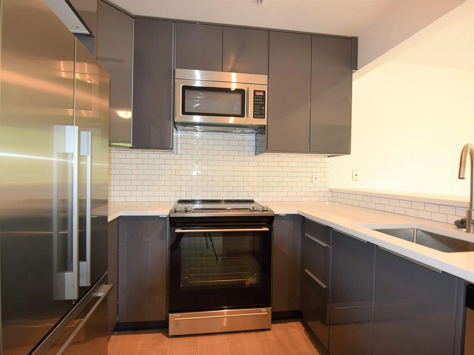 2 bed, 989 sqft, $2,850 — Photo 4