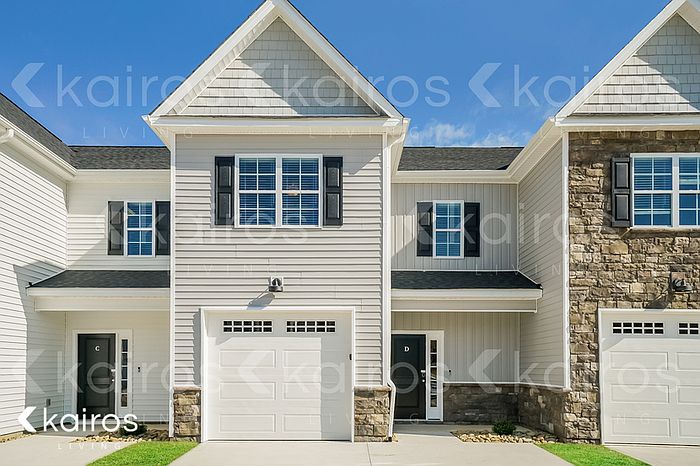 1st image of 3709 S Oak Ln Unit D