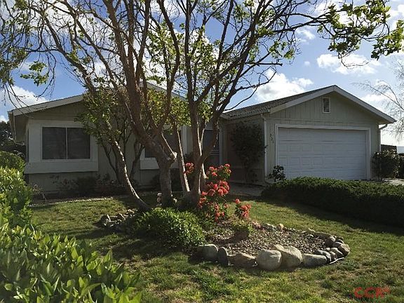 3rd image of 926 Vista Del Sol