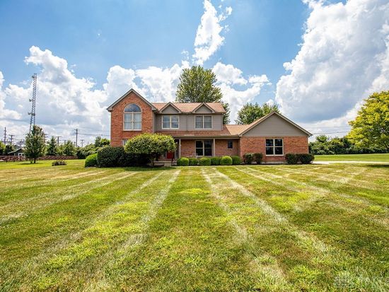 5927 Henderson Rd, Waynesville, OH 45068