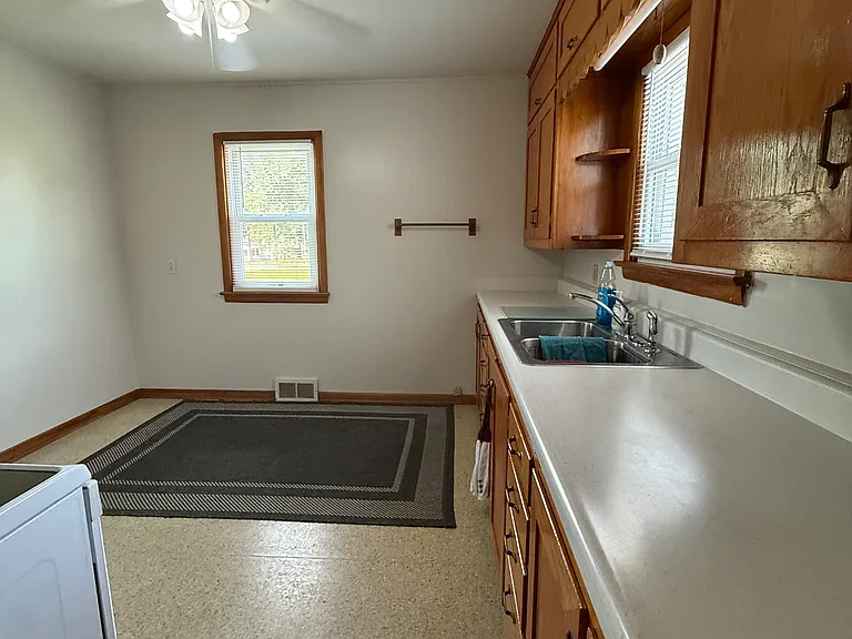 229 W Fillmore St #1 — Photo 7