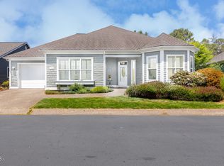 180 SW 59th St, Newport, OR 97366